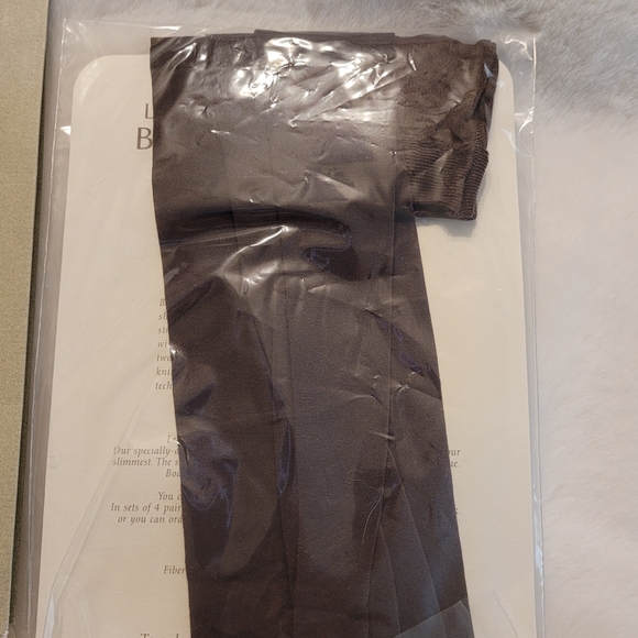 Legacy Legwear Body Shaper Pantyhose Size B Color Chestnut New In Box - Picture 8 of 10